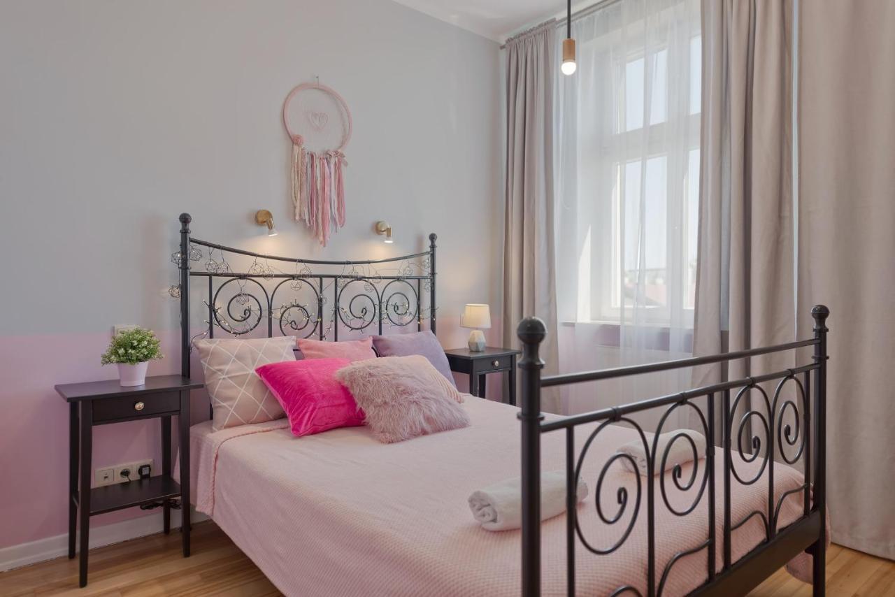 Centre Apartments-Old Town Krakow Ngoại thất bức ảnh