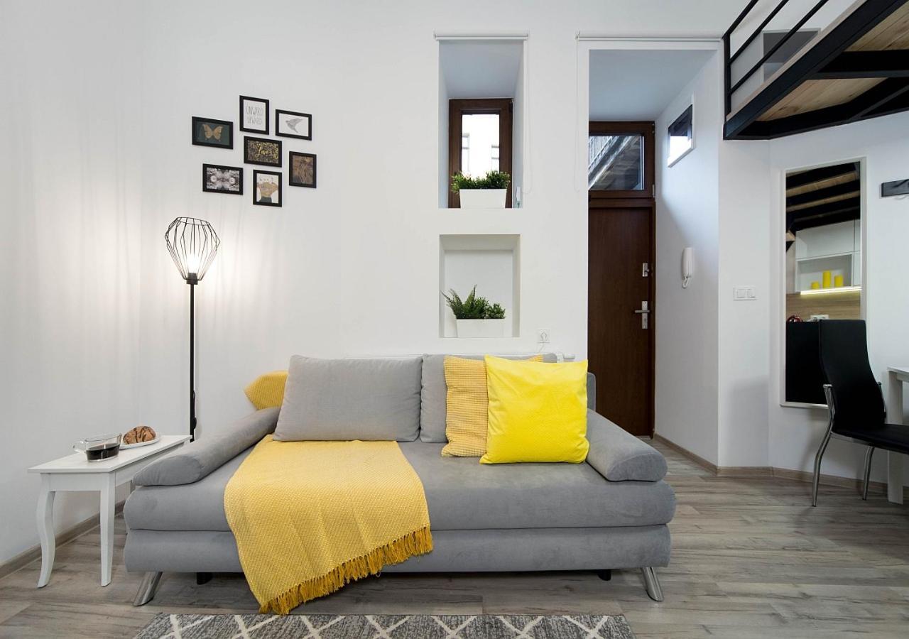 Centre Apartments-Old Town Krakow Ngoại thất bức ảnh